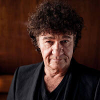 Robert Charlebois歌曲歌詞大全_Robert Charlebois最新歌曲歌詞