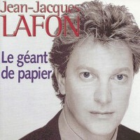 Le Géant De Papier