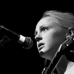 Laura Marling圖片照片_Laura Marling