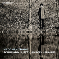 Piano Recital: Zhang, Haochen - SCHUMANN, R. / LIS