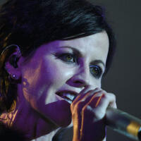 Dolores O'Riordan歌曲歌詞大全_Dolores O'Riordan最新歌曲歌詞